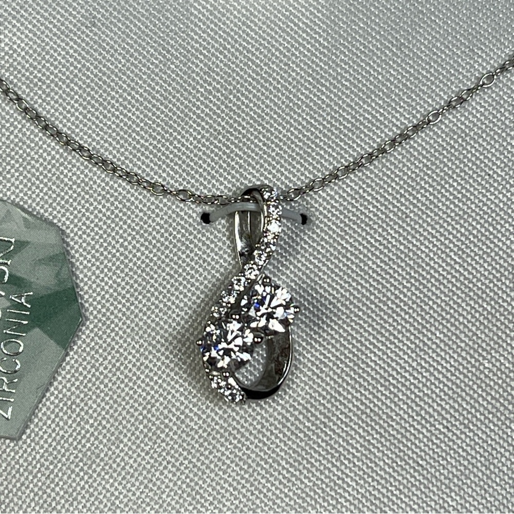 Intertwined My Friend / My Love sterling silver pendant with Swarowski Zirconia - Picture 7 of 9